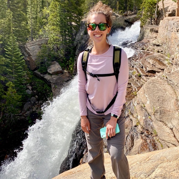 Meet your Posher, Olivia - Picture 2 of 4